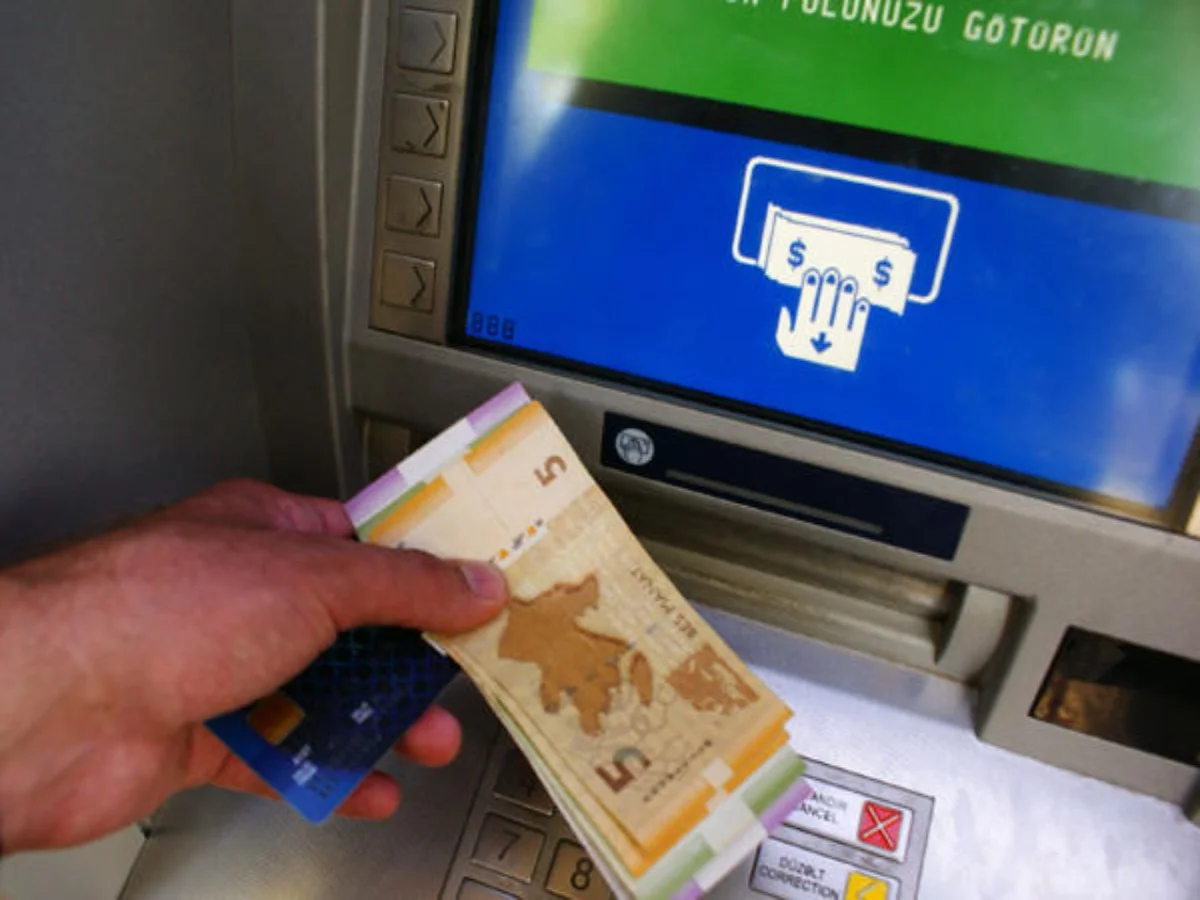 Azərbaycanda bu şəxslər pensiyaya 5 il tez çıxacaqlar